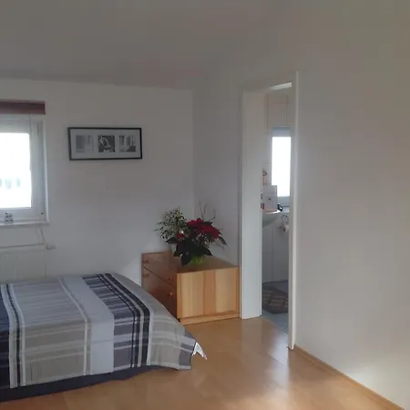 Studio With Private Roof Terrace * Hohenkirchen-Siegertsbrunn